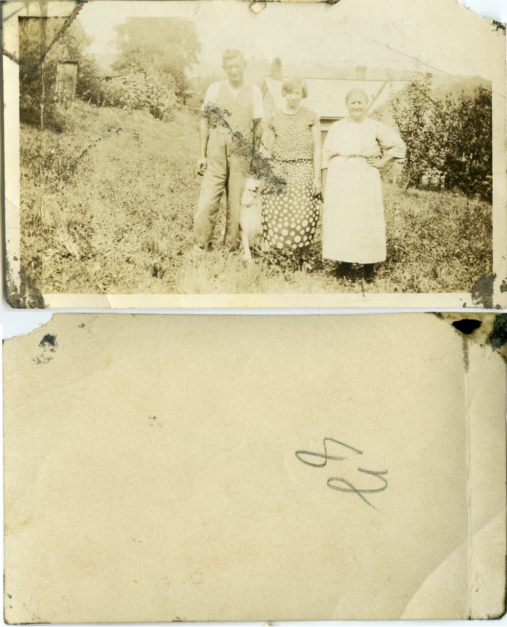 <b>Unknown-Man-2-Women-82-on-Reverse</b><br><i>Unknown-Man-2-Women-82-on-Reverse</i><br><i>Undated</i>