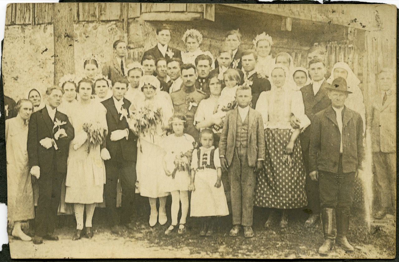 <b>Unknown-Wedding-36-People</b><br><i>Unknown-Wedding-36-People</i><br><i>Undated</i>