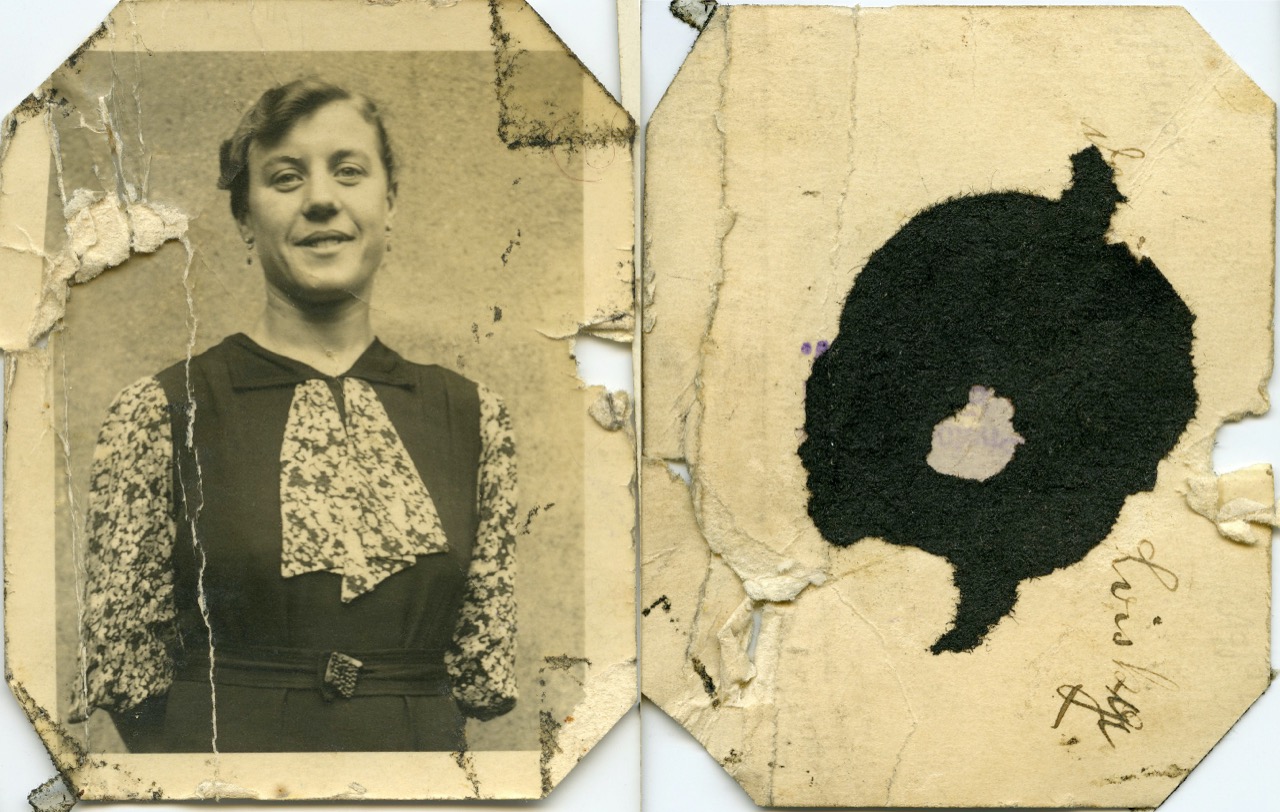 <b>Unknown-Woman-Had-Writing-on-Reverse</b><br><i>Unknown-Woman-Had-Writing-on-Reverse</i><br><i>Undated</i>